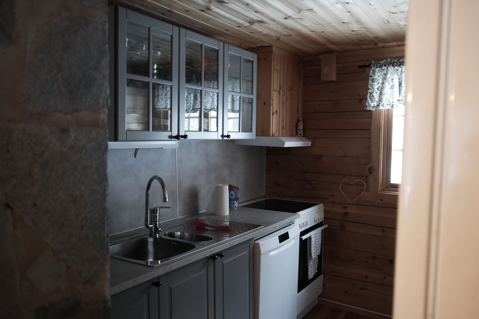 Tommy and Ailin's cabin